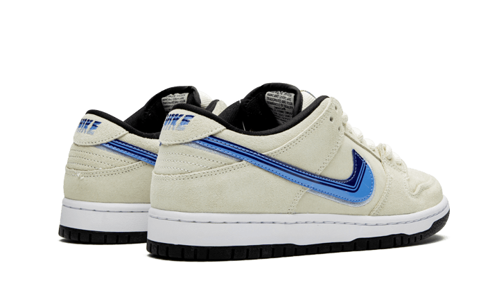 SB Dunk Low Truck it