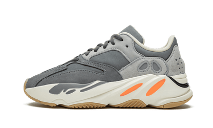 Yeezy 700 Magnet