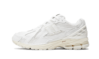 1906D Protection Pack White Leather