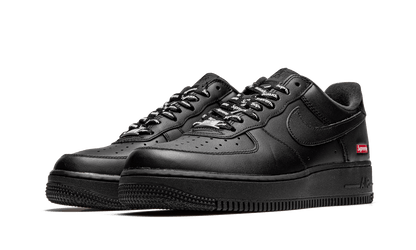 Air Force 1 Low Black Supreme