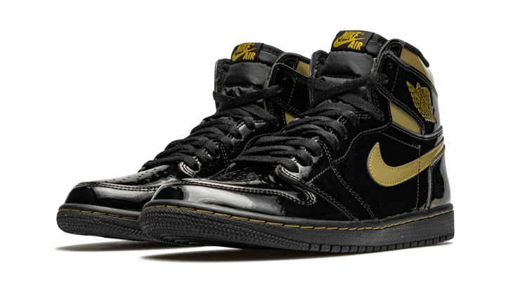 Air Jordan 1 High Black Metallic Gold