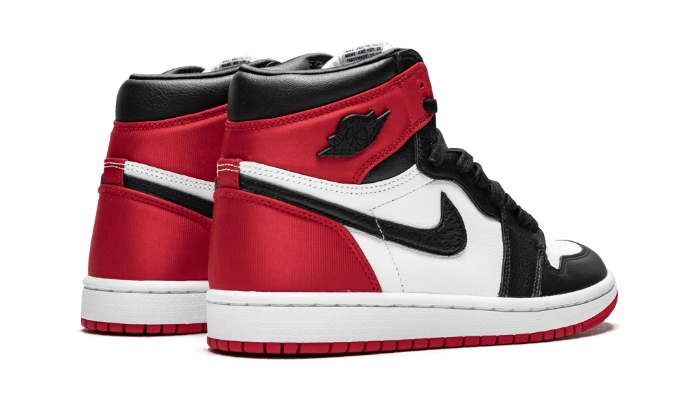 Air Jordan 1 Retro High Satin Black Toe