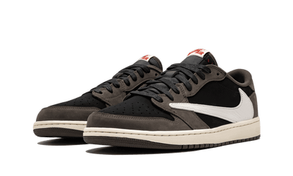 Air Jordan 1 Retro Low Travis Scott