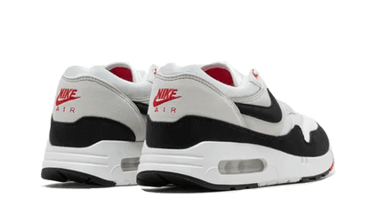 Air Max 1 &