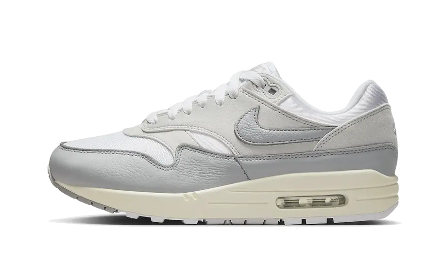 Air Max 1 &