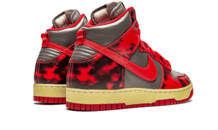 Dunk High 1985 Red Acid Wash