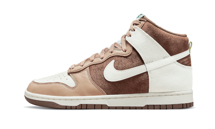 Dunk High Light Chocolate