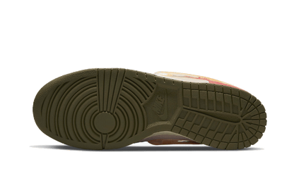 Dunk Mid Social Status Free Lunch Strawberry Milk