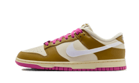 Dunk Low SE Bronzine Pink