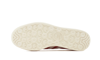 Gazelle Bold Red Cloud White