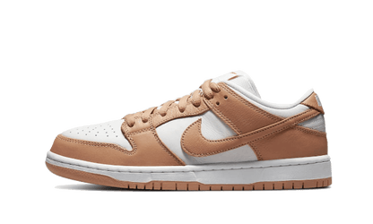 SB Dunk Low Light Cognac