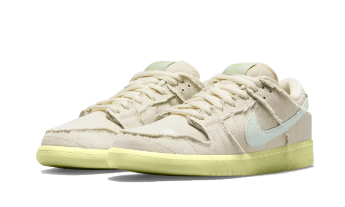 SB Dunk Low Mummy