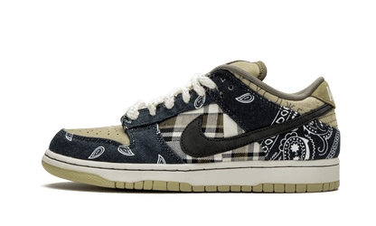 SB Dunk Low Travis Scott