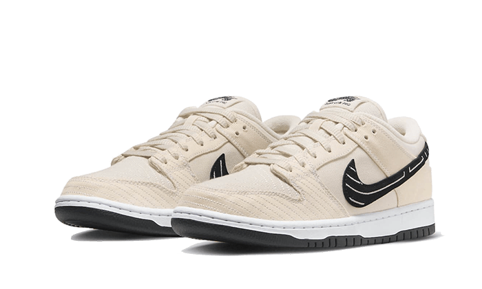 SB Dunk Low Albino &amp; Preto