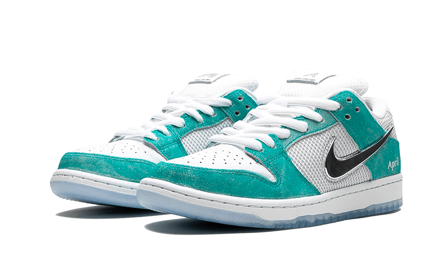 SB Dunk Low April Skateboards