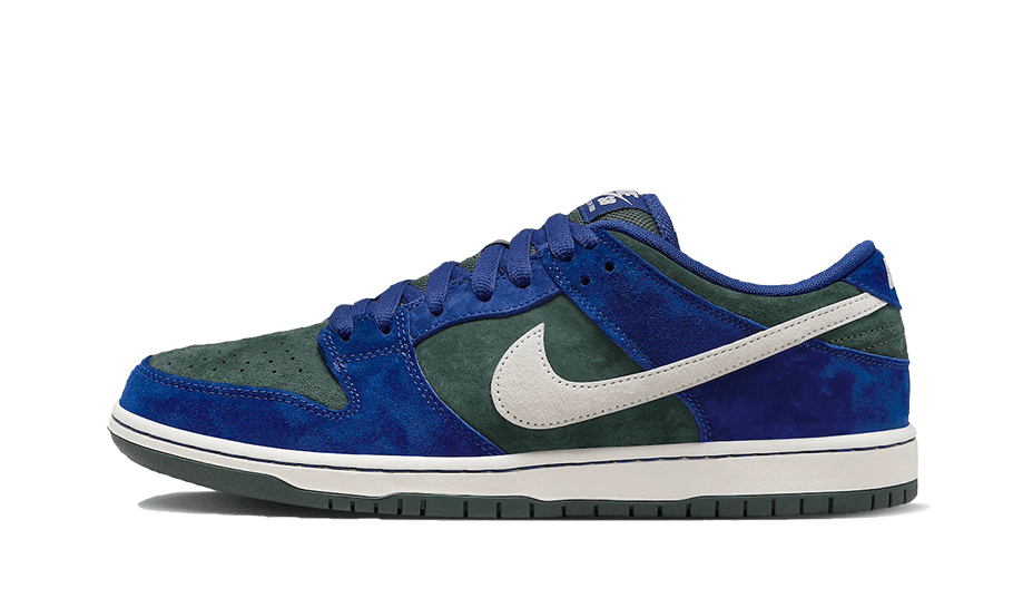 SB Dunk Low Deep Royal Blue