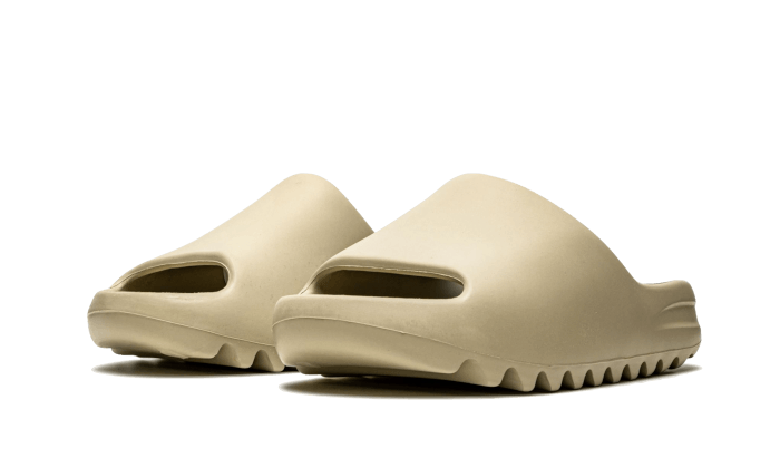 Yeezy Slide Pure (First Release)