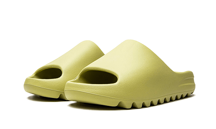 Yeezy Slide Resin (Restock-Paar)