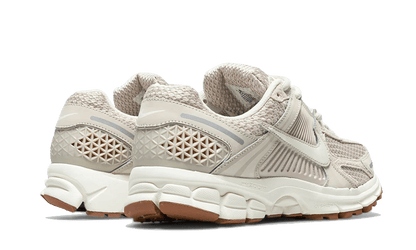 Zoom Vomero 5 Light Orewood Brown