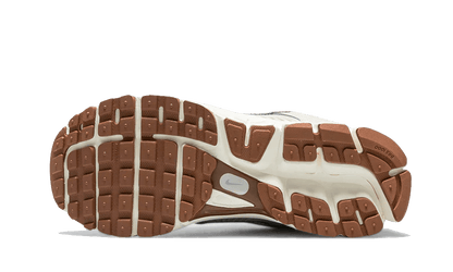 Zoom Vomero 5 Light Orewood Brown