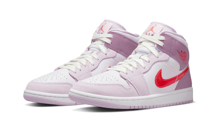 Air Jordan 1 Mid Valentine&