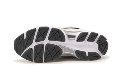 Gel-NYC Black Clay Grey