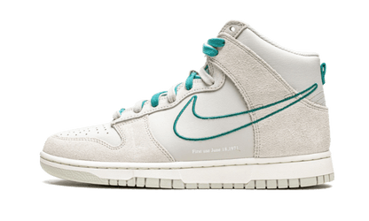 Dunk High First Use Light Bone Green Noise