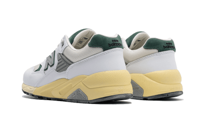 580 White Nightwatch Green Mrkicks