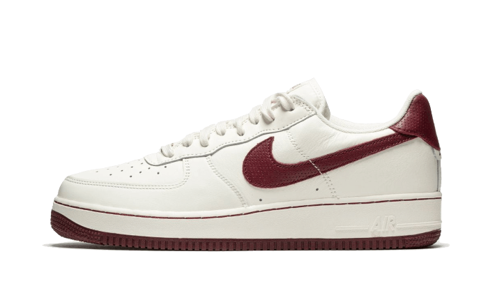 Nike Air Force 1 Low &