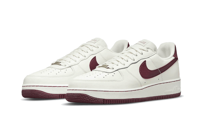 Nike Air Force 1 Low &