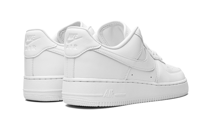 Nike Air Force 1 Low &