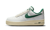 Nike Air Force 1 Low &