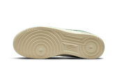 Nike Air Force 1 Low &