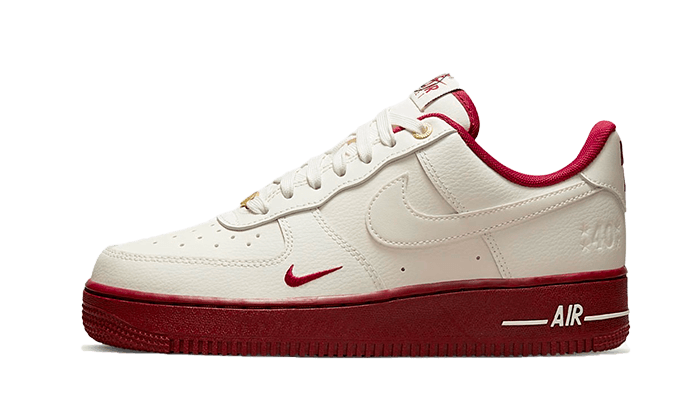 Nike Air Force 1 Low &