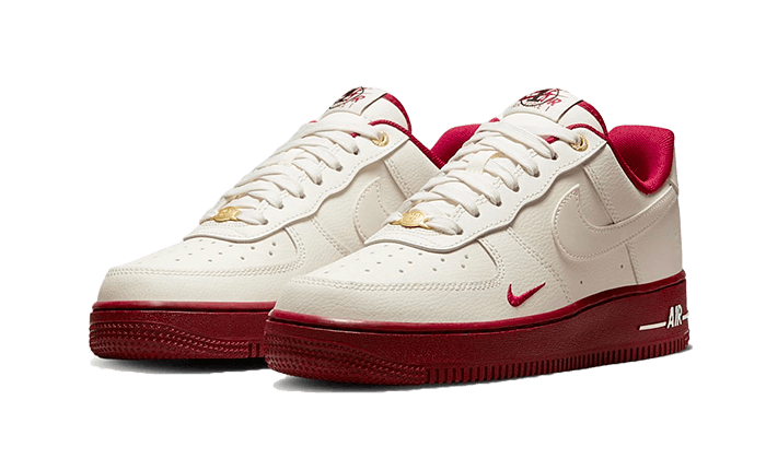 Nike Air Force 1 Low &