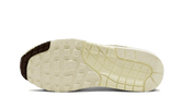 Nike Air Max 1 &