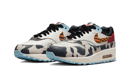 Nike Air Max 1 &