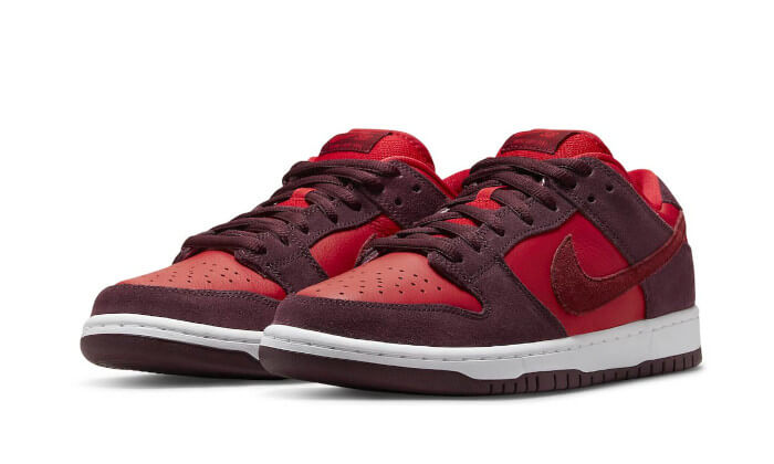 SB Dunk Low Cherry