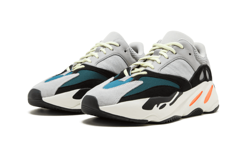Prix des yeezy sales 700